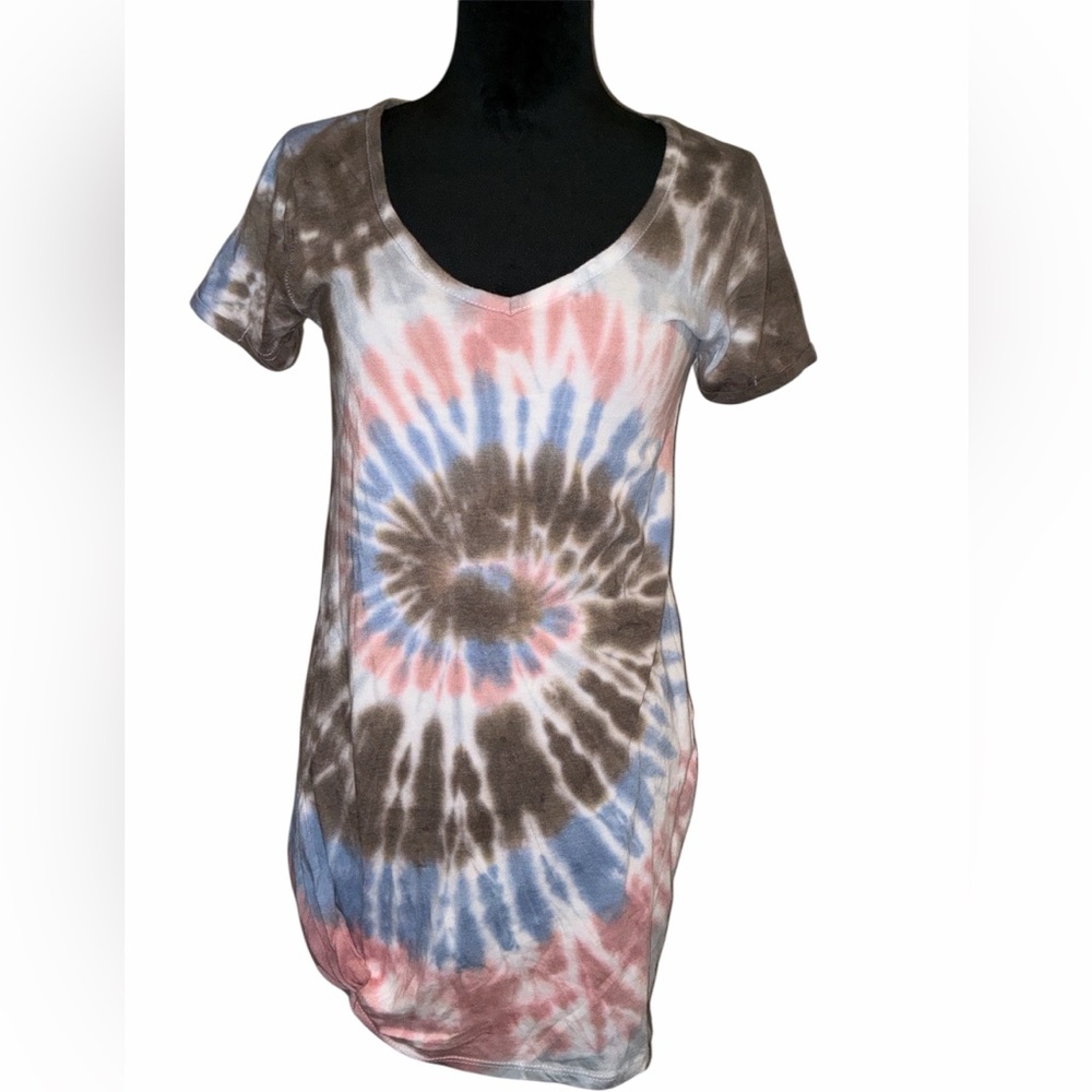 No Comment Tie-Dye V-Neck Tee With Side Knot, Size Medium, NWT